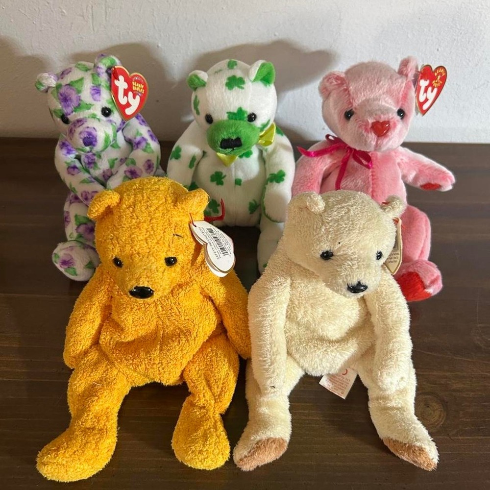 Lot of 5 Th Beanie Baby Bears Poopsie Chili Corsage Clover and Romance